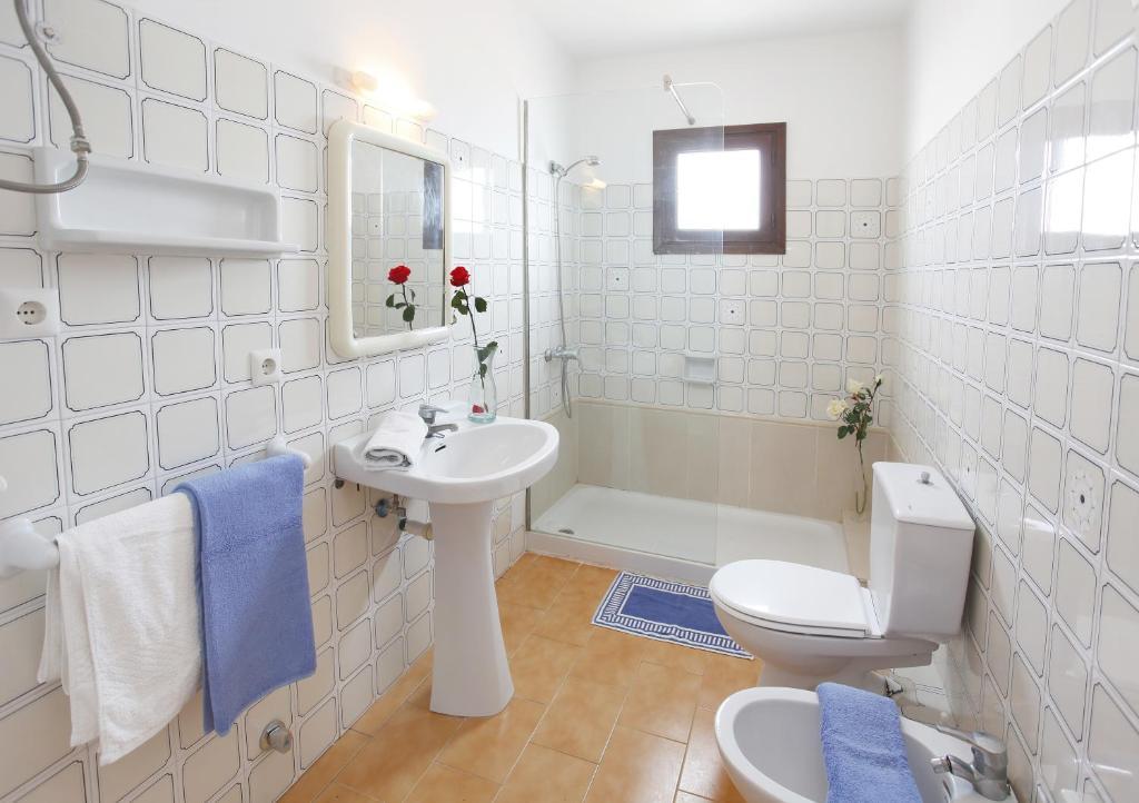 Typic Sandic Apartments Es Canar  Bagian luar foto